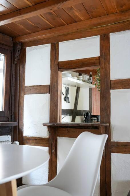 Charmante Fachwerk Wohnung Mit Terrasse In Der Altstadt Koblenz  Exterior foto