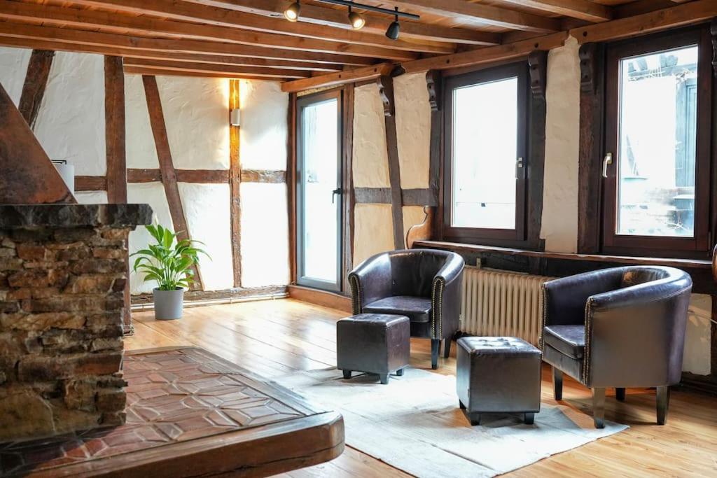 Charmante Fachwerk Wohnung Mit Terrasse In Der Altstadt Koblenz  Exterior foto