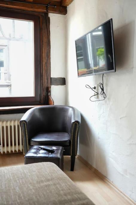 Charmante Fachwerk Wohnung Mit Terrasse In Der Altstadt Koblenz  Exterior foto