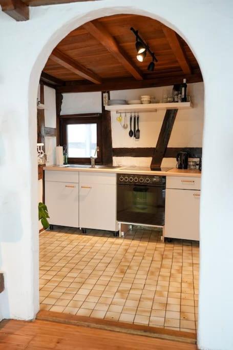 Charmante Fachwerk Wohnung Mit Terrasse In Der Altstadt Koblenz  Exterior foto